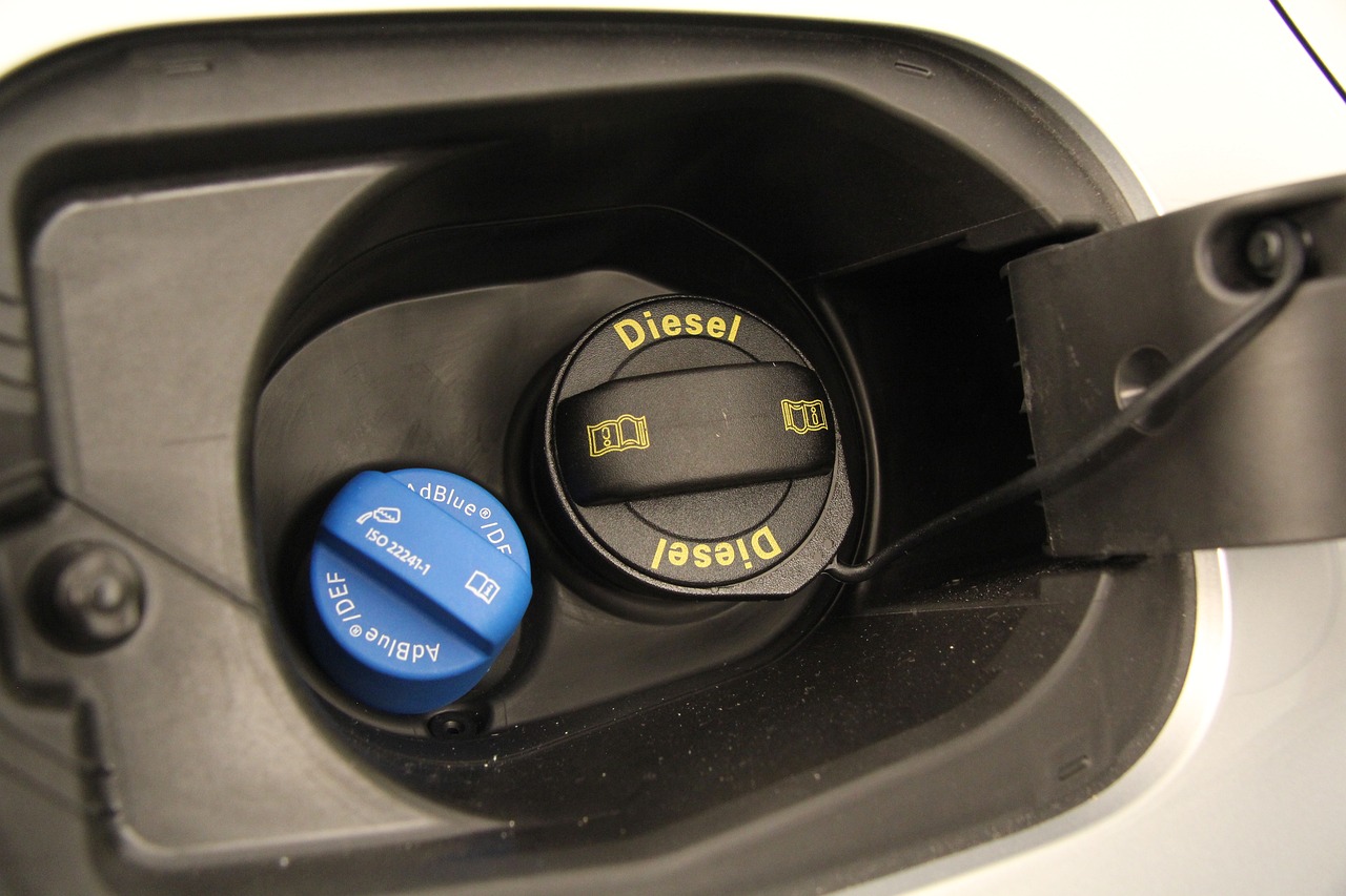 Adblue: a cosa serve l'additivo per motori Diesel Euro 6